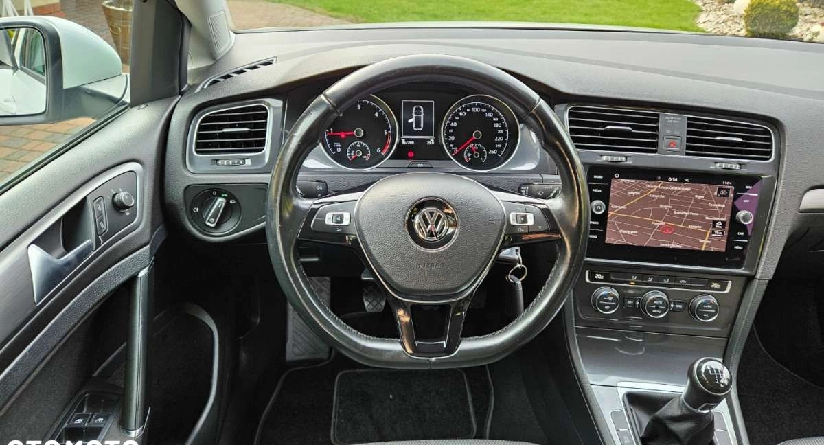 Volkswagen Golf cena 42999 przebieg: 167000, rok produkcji 2017 z Łomża małe 379